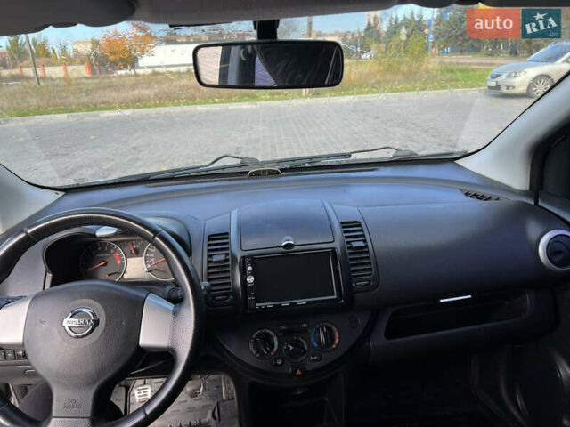 Ніссан Ноут 2010 у Кривому Розі на Automoto.ua Сірий Ніссан Ноут, об'ємом двигуна 1.39 л та пробігом 157 тис. км за 4500 $, фото 8 на Automoto.ua