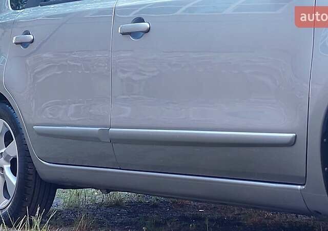 Сірий Ніссан Ноут, об'ємом двигуна 1.6 л та пробігом 183 тис. км за 5750 $, фото 12 на Automoto.ua