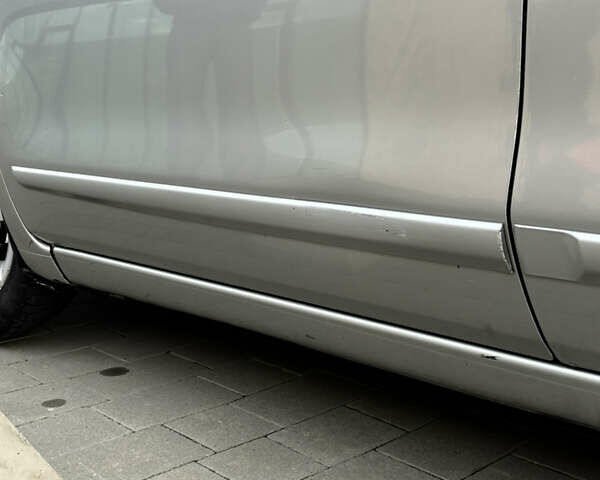 Серый Ниссан Ноут, объемом двигателя 1.46 л и пробегом 298 тыс. км за 6200 $, фото 9 на Automoto.ua