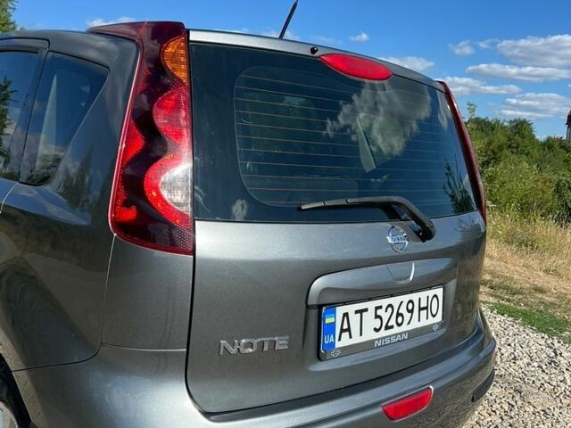 Сірий Ніссан Ноут, об'ємом двигуна 1.6 л та пробігом 218 тис. км за 6900 $, фото 16 на Automoto.ua