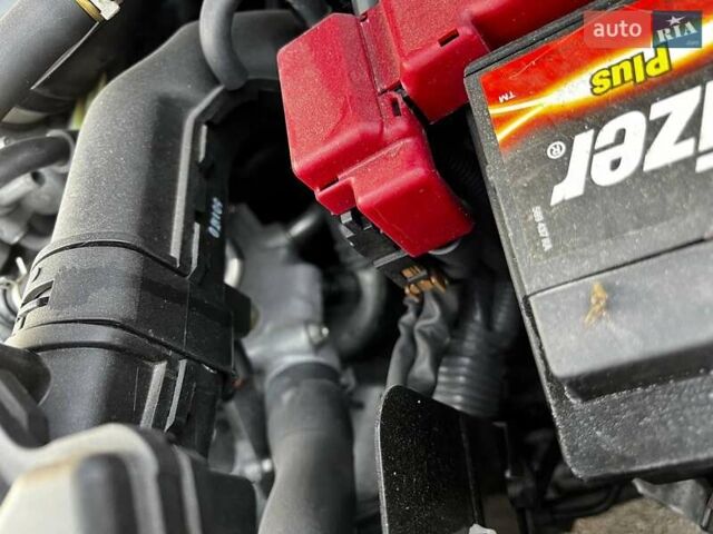 Сірий Ніссан Ноут, об'ємом двигуна 1.6 л та пробігом 159 тис. км за 6700 $, фото 49 на Automoto.ua