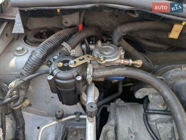 Серый Ниссан Ноут, объемом двигателя 1.6 л и пробегом 246 тыс. км за 6900 $, фото 17 на Automoto.ua