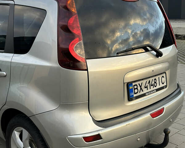 Серый Ниссан Ноут, объемом двигателя 1.46 л и пробегом 298 тыс. км за 6200 $, фото 4 на Automoto.ua