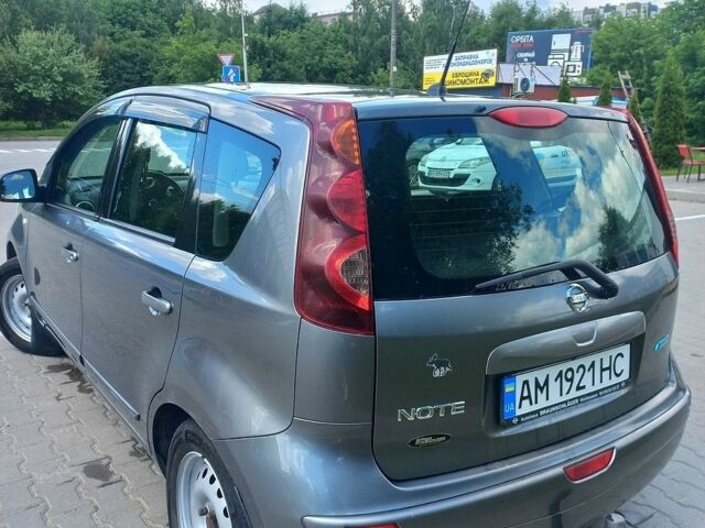 Сірий Ніссан Ноут, об'ємом двигуна 1.39 л та пробігом 157 тис. км за 5000 $, фото 7 на Automoto.ua