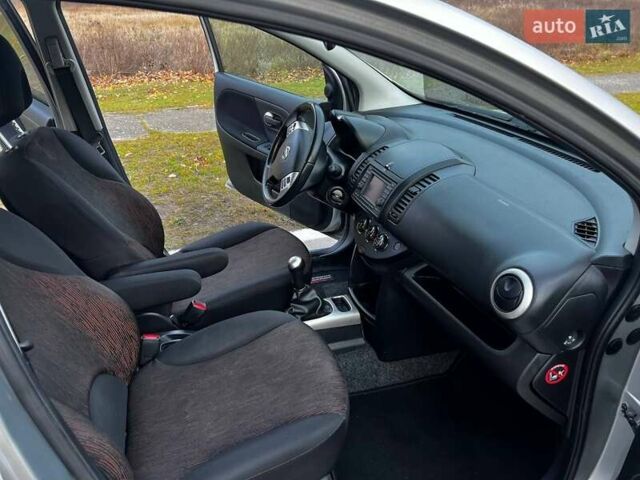 Сірий Ніссан Ноут, об'ємом двигуна 1.6 л та пробігом 159 тис. км за 6700 $, фото 35 на Automoto.ua