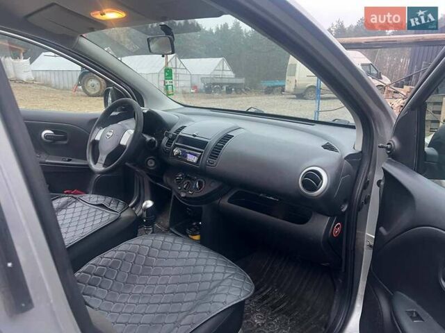 Серый Ниссан Ноут, объемом двигателя 1.39 л и пробегом 180 тыс. км за 5395 $, фото 3 на Automoto.ua