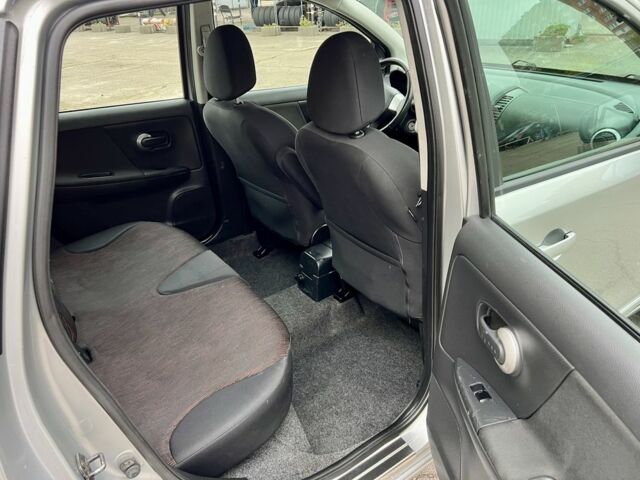 Серый Ниссан Ноут, объемом двигателя 1.6 л и пробегом 166 тыс. км за 7950 $, фото 20 на Automoto.ua