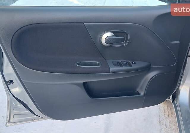 Серый Ниссан Ноут, объемом двигателя 1.6 л и пробегом 183 тыс. км за 5750 $, фото 23 на Automoto.ua