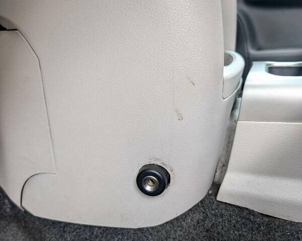 Серый Ниссан Ноут, объемом двигателя 1.6 л и пробегом 246 тыс. км за 6900 $, фото 20 на Automoto.ua