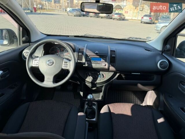 Сірий Ніссан Ноут, об'ємом двигуна 1.39 л та пробігом 187 тис. км за 5450 $, фото 28 на Automoto.ua