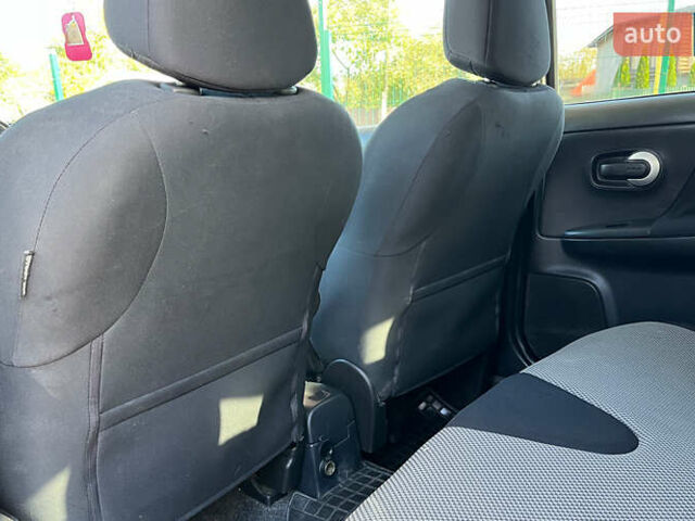 Сірий Ніссан Ноут, об'ємом двигуна 1.46 л та пробігом 212 тис. км за 6000 $, фото 20 на Automoto.ua