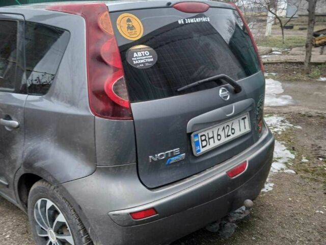 Сірий Ніссан Ноут, об'ємом двигуна 1.5 л та пробігом 430 тис. км за 6000 $, фото 4 на Automoto.ua