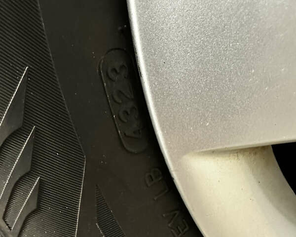 Серый Ниссан Ноут, объемом двигателя 1.39 л и пробегом 120 тыс. км за 7300 $, фото 18 на Automoto.ua