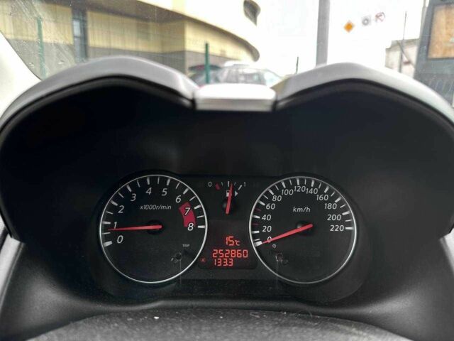 Сірий Ніссан Ноут, об'ємом двигуна 1.4 л та пробігом 252 тис. км за 6490 $, фото 22 на Automoto.ua