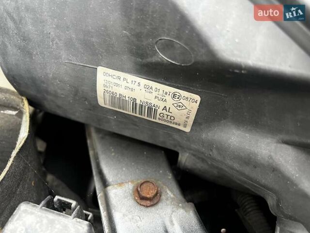 Серый Ниссан Ноут, объемом двигателя 1.39 л и пробегом 140 тыс. км за 6700 $, фото 44 на Automoto.ua