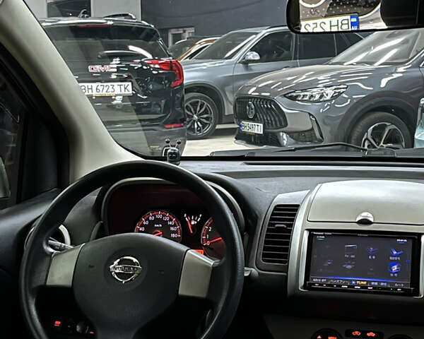 Ніссан Ноут 2011 у Одесі на Automoto.ua Сірий Ніссан Ноут, об'ємом двигуна 1.5 л та пробігом 49 тис. км за 6999 $, фото 10 на Automoto.ua