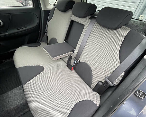 Сірий Ніссан Ноут, об'ємом двигуна 1.6 л та пробігом 211 тис. км за 8600 $, фото 27 на Automoto.ua