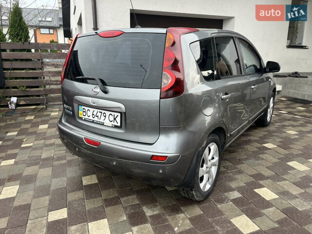 Сірий Ніссан Ноут, об'ємом двигуна 1.6 л та пробігом 149 тис. км за 6300 $, фото 4 на Automoto.ua
