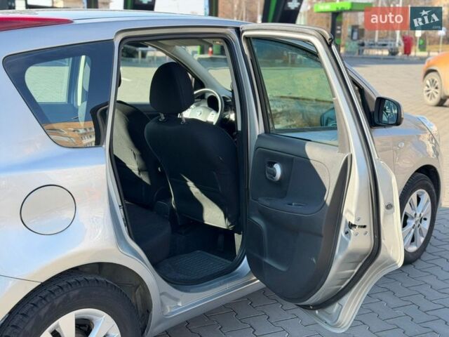 Сірий Ніссан Ноут, об'ємом двигуна 1.39 л та пробігом 187 тис. км за 5450 $, фото 32 на Automoto.ua