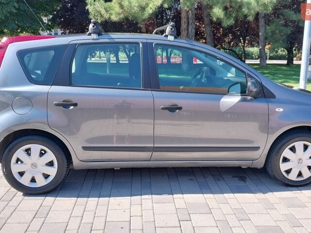 Сірий Ніссан Ноут, об'ємом двигуна 1.39 л та пробігом 193 тис. км за 6500 $, фото 7 на Automoto.ua