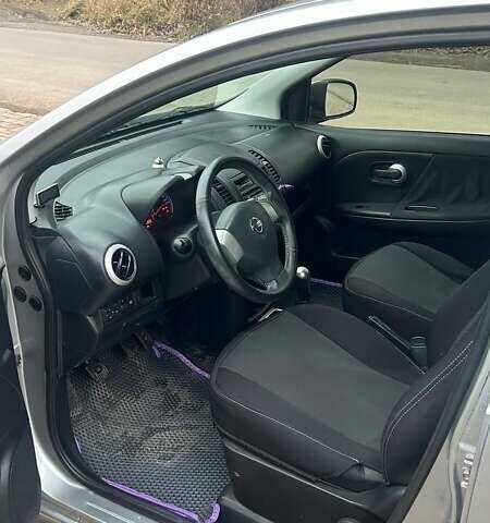 Серый Ниссан Ноут, объемом двигателя 1.39 л и пробегом 153 тыс. км за 5600 $, фото 8 на Automoto.ua