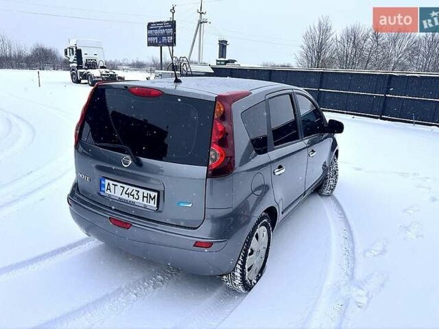 Сірий Ніссан Ноут, об'ємом двигуна 1.4 л та пробігом 25 тис. км за 5200 $, фото 1 на Automoto.ua