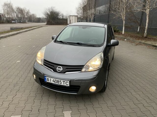Сірий Ніссан Ноут, об'ємом двигуна 1.4 л та пробігом 190 тис. км за 5950 $, фото 2 на Automoto.ua