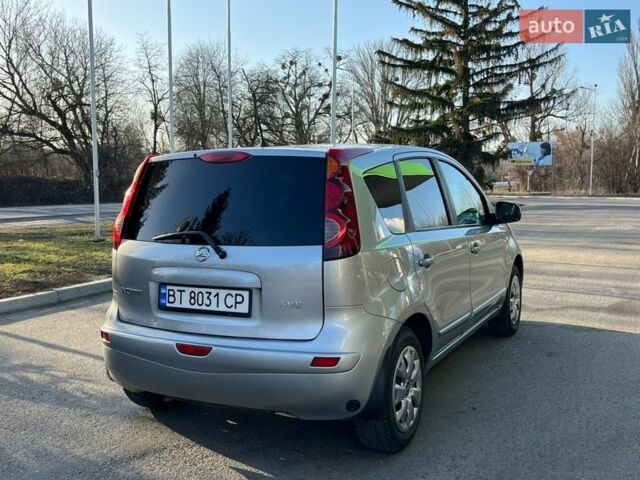 Серый Ниссан Ноут, объемом двигателя 1.39 л и пробегом 265 тыс. км за 4800 $, фото 12 на Automoto.ua