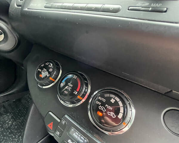 Сірий Ніссан Ноут, об'ємом двигуна 1.6 л та пробігом 211 тис. км за 8600 $, фото 42 на Automoto.ua