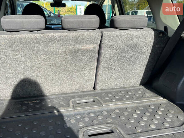 Сірий Ніссан Ноут, об'ємом двигуна 1.46 л та пробігом 212 тис. км за 6000 $, фото 24 на Automoto.ua