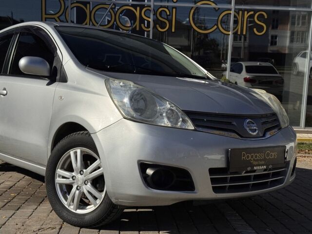 Сірий Ніссан Ноут, об'ємом двигуна 1.5 л та пробігом 50 тис. км за 7200 $, фото 2 на Automoto.ua