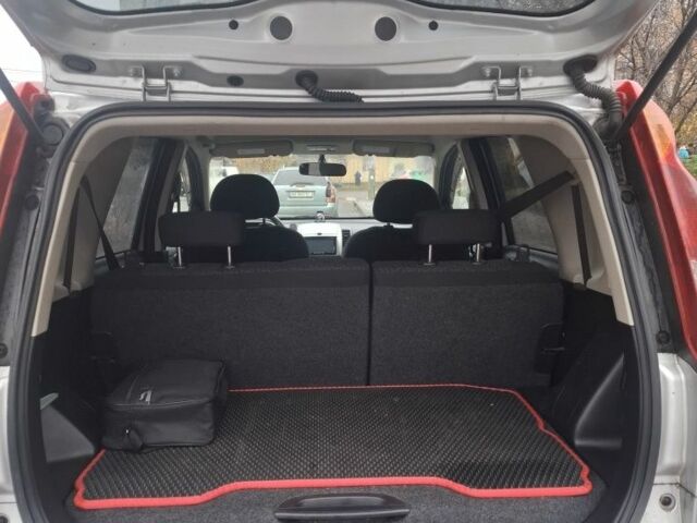 Серый Ниссан Ноут, объемом двигателя 1.5 л и пробегом 46 тыс. км за 8800 $, фото 6 на Automoto.ua