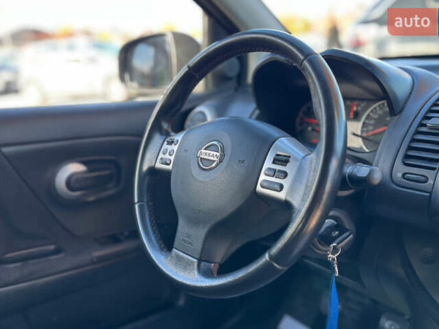 Сірий Ніссан Ноут, об'ємом двигуна 1.46 л та пробігом 212 тис. км за 6000 $, фото 16 на Automoto.ua