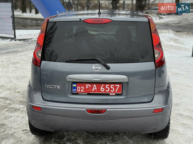 Сірий Ніссан Ноут, об'ємом двигуна 1.6 л та пробігом 210 тис. км за 7950 $, фото 2 на Automoto.ua