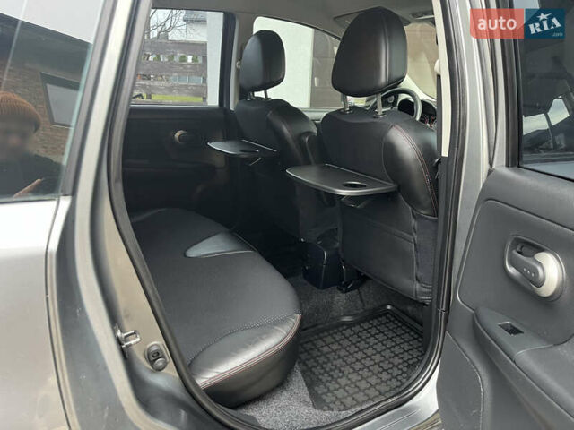 Сірий Ніссан Ноут, об'ємом двигуна 1.6 л та пробігом 149 тис. км за 6300 $, фото 8 на Automoto.ua