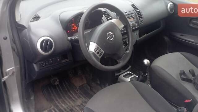 Серый Ниссан Ноут, объемом двигателя 1.46 л и пробегом 291 тыс. км за 6200 $, фото 14 на Automoto.ua