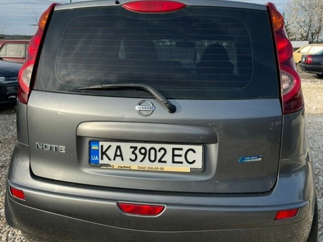 Сірий Ніссан Ноут, об'ємом двигуна 1.4 л та пробігом 130 тис. км за 5500 $, фото 4 на Automoto.ua