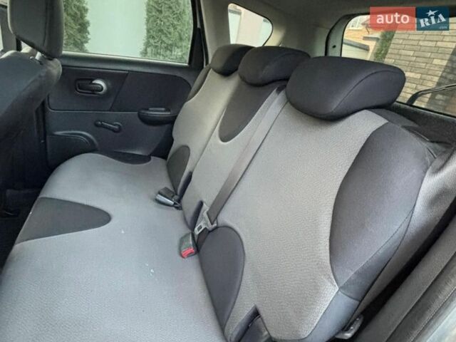 Серый Ниссан Ноут, объемом двигателя 1.46 л и пробегом 279 тыс. км за 5700 $, фото 3 на Automoto.ua