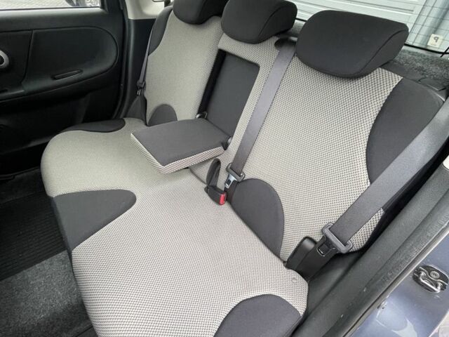 Серый Ниссан Ноут, объемом двигателя 1.6 л и пробегом 223 тыс. км за 8600 $, фото 5 на Automoto.ua