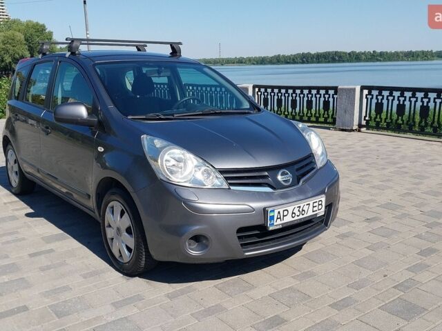 Сірий Ніссан Ноут, об'ємом двигуна 1.39 л та пробігом 193 тис. км за 6500 $, фото 1 на Automoto.ua