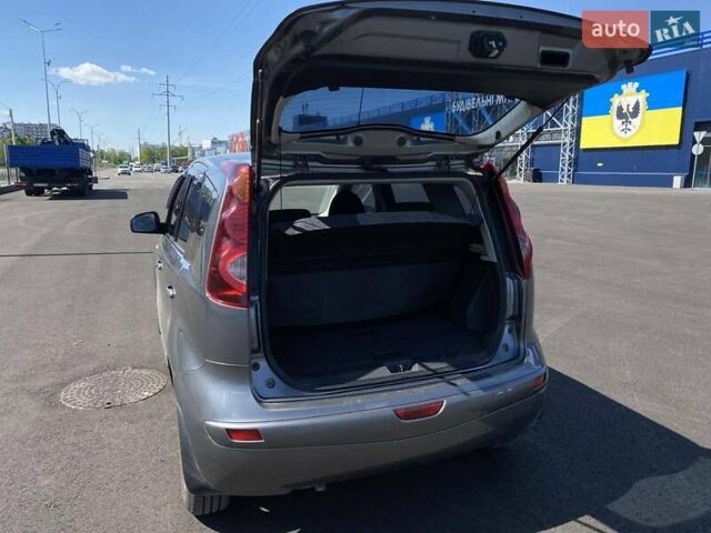 Сірий Ніссан Ноут, об'ємом двигуна 1.39 л та пробігом 159 тис. км за 6200 $, фото 6 на Automoto.ua