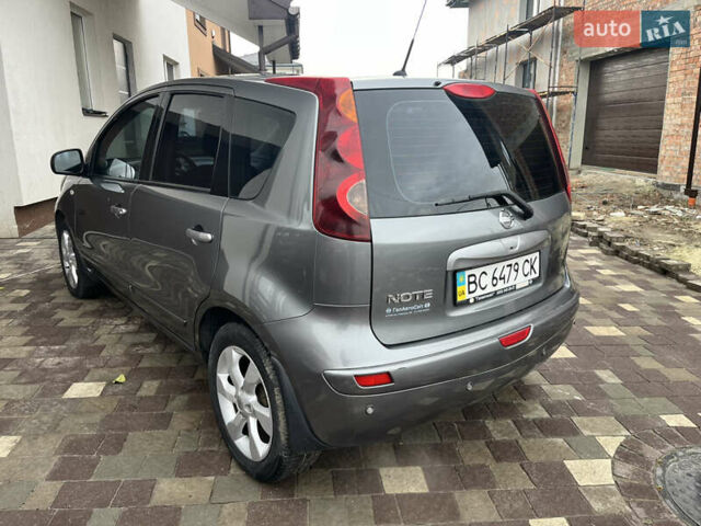 Сірий Ніссан Ноут, об'ємом двигуна 1.6 л та пробігом 149 тис. км за 6300 $, фото 3 на Automoto.ua
