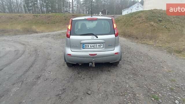 Серый Ниссан Ноут, объемом двигателя 1.46 л и пробегом 291 тыс. км за 6200 $, фото 1 на Automoto.ua