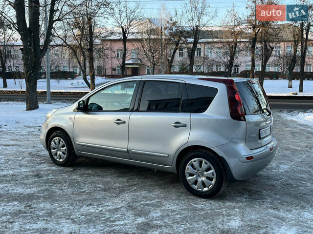 Сірий Ніссан Ноут, об'ємом двигуна 1.4 л та пробігом 265 тис. км за 4750 $, фото 21 на Automoto.ua