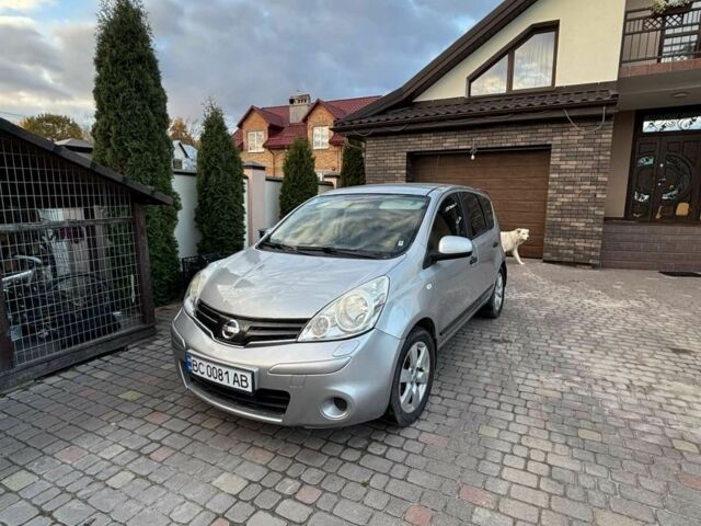 Сірий Ніссан Ноут, об'ємом двигуна 1.5 л та пробігом 270 тис. км за 5700 $, фото 1 на Automoto.ua