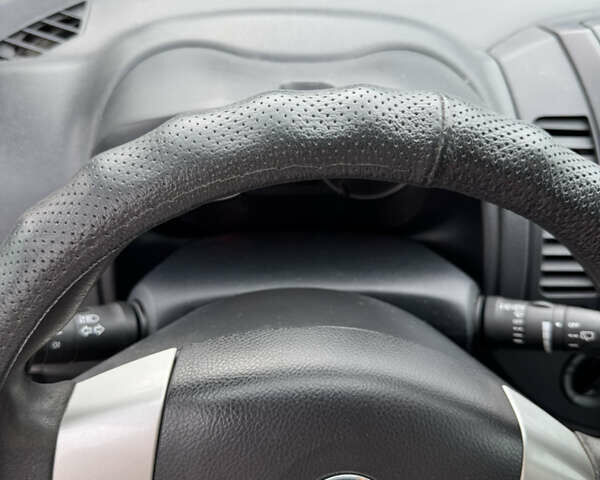 Сірий Ніссан Ноут, об'ємом двигуна 1.39 л та пробігом 128 тис. км за 5800 $, фото 12 на Automoto.ua