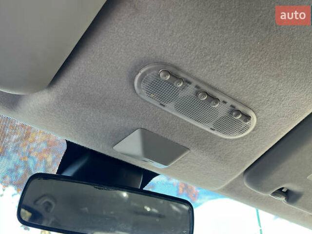 Сірий Ніссан Ноут, об'ємом двигуна 1.46 л та пробігом 212 тис. км за 6000 $, фото 15 на Automoto.ua