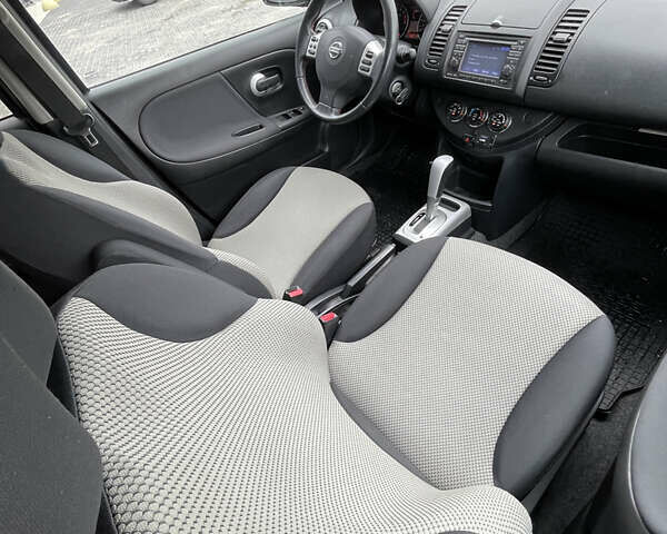 Сірий Ніссан Ноут, об'ємом двигуна 1.6 л та пробігом 211 тис. км за 8600 $, фото 49 на Automoto.ua