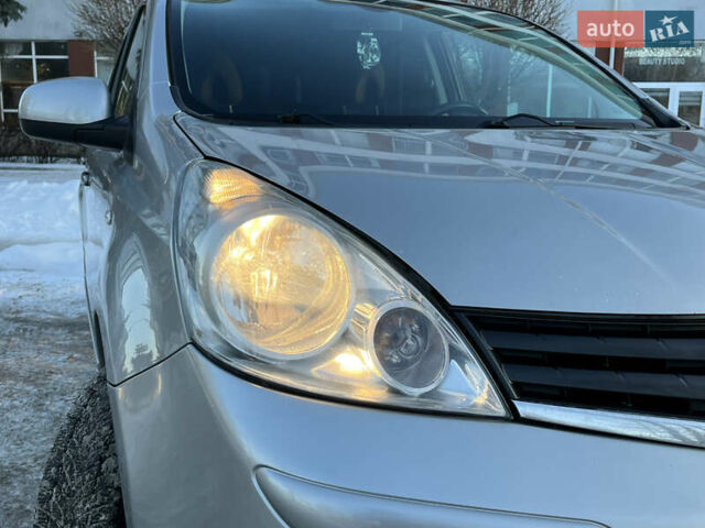 Сірий Ніссан Ноут, об'ємом двигуна 1.4 л та пробігом 265 тис. км за 4750 $, фото 11 на Automoto.ua