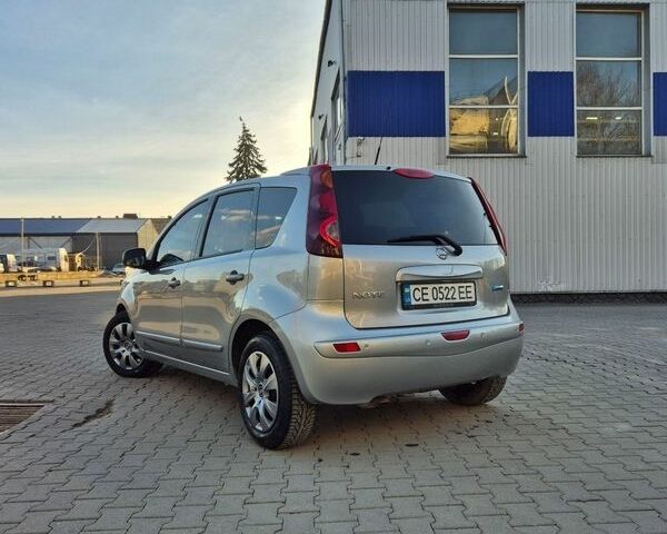 Серый Ниссан Ноут, объемом двигателя 1.46 л и пробегом 216 тыс. км за 5800 $, фото 2 на Automoto.ua